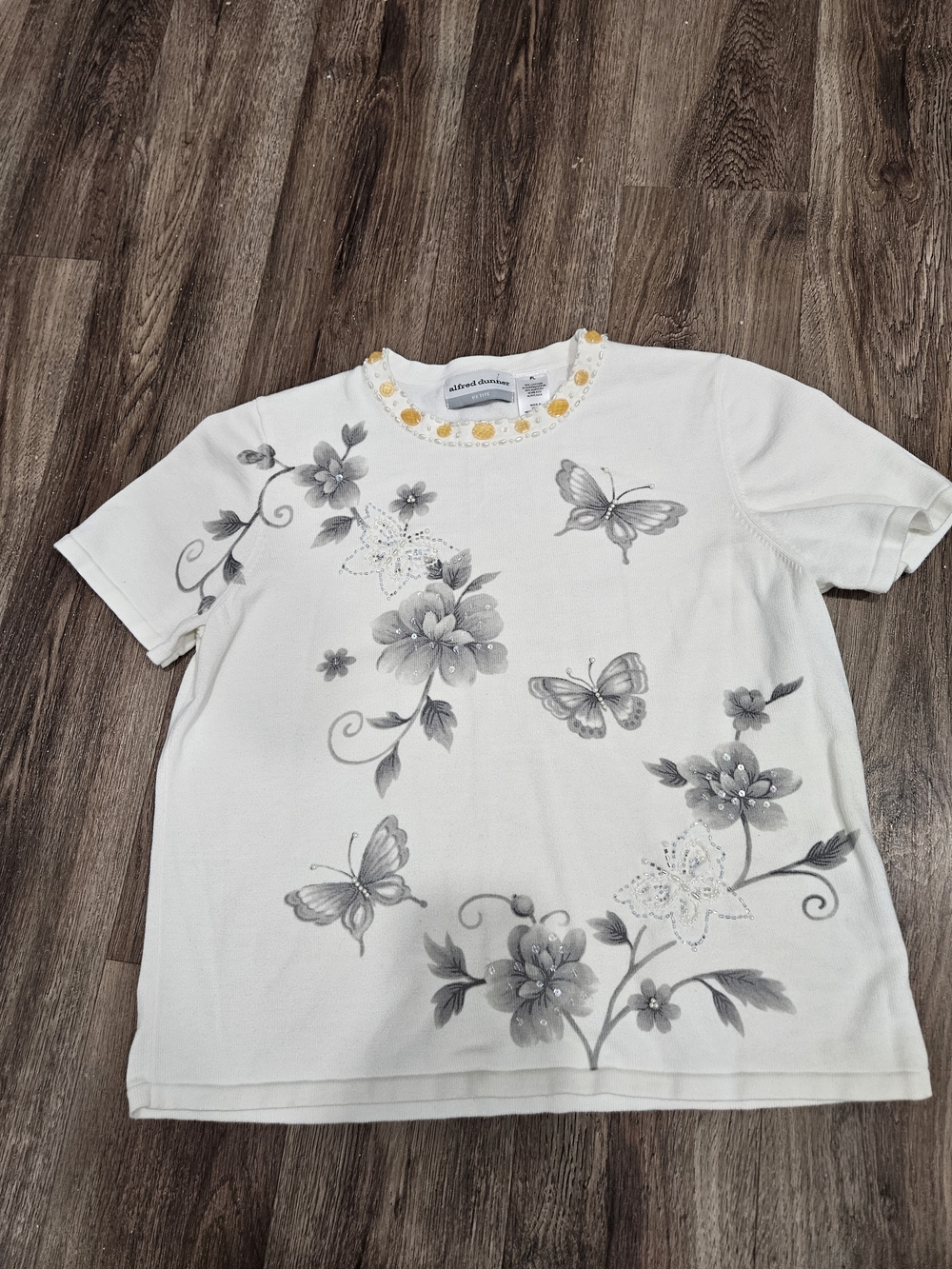 Alfred Dunner White Short Sleeve Butterfly & Floral Tee with Yellow Trim